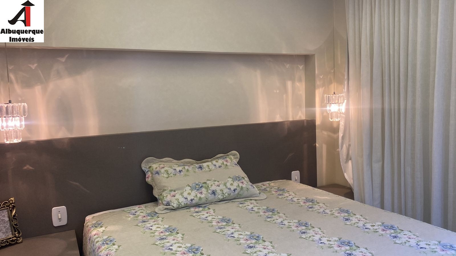 Apartamento à venda com 3 quartos, 94m² - Foto 2