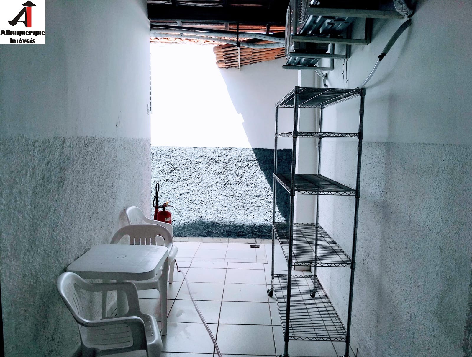 Casa à venda e aluguel com 4 quartos, 360m² - Foto 18