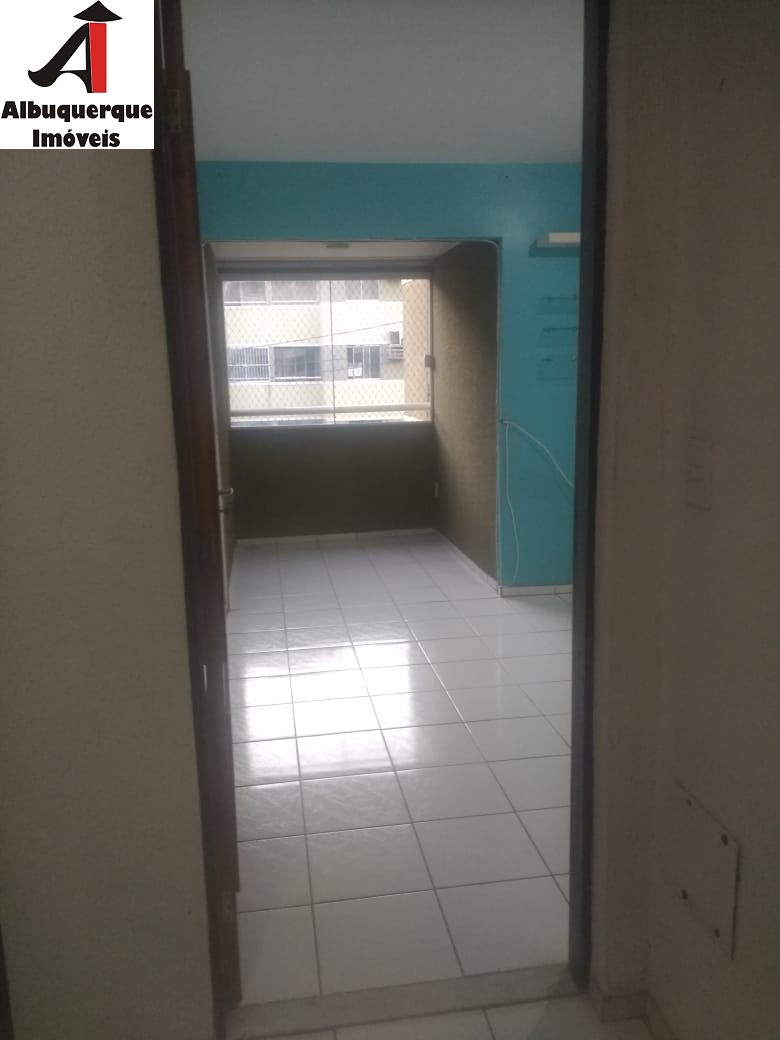 Apartamento à venda com 2 quartos, 56m² - Foto 3