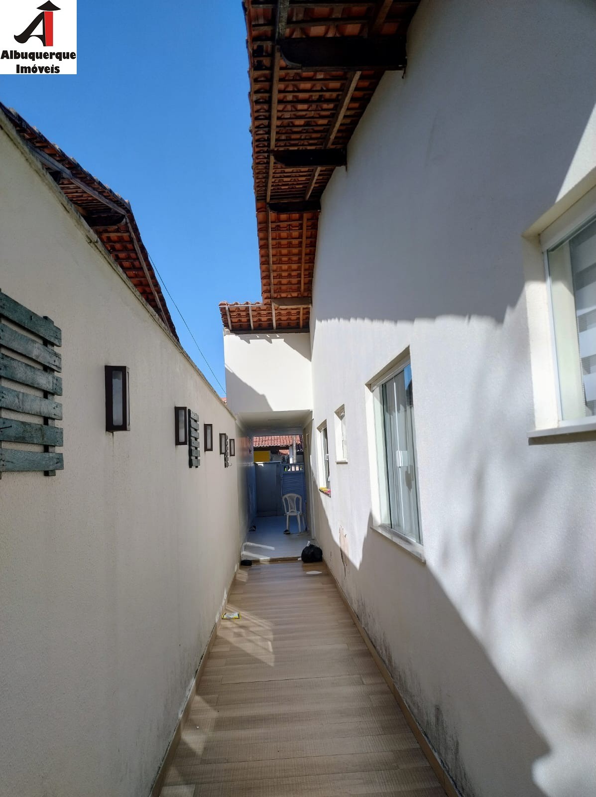 Casa à venda com 4 quartos, 250m² - Foto 6