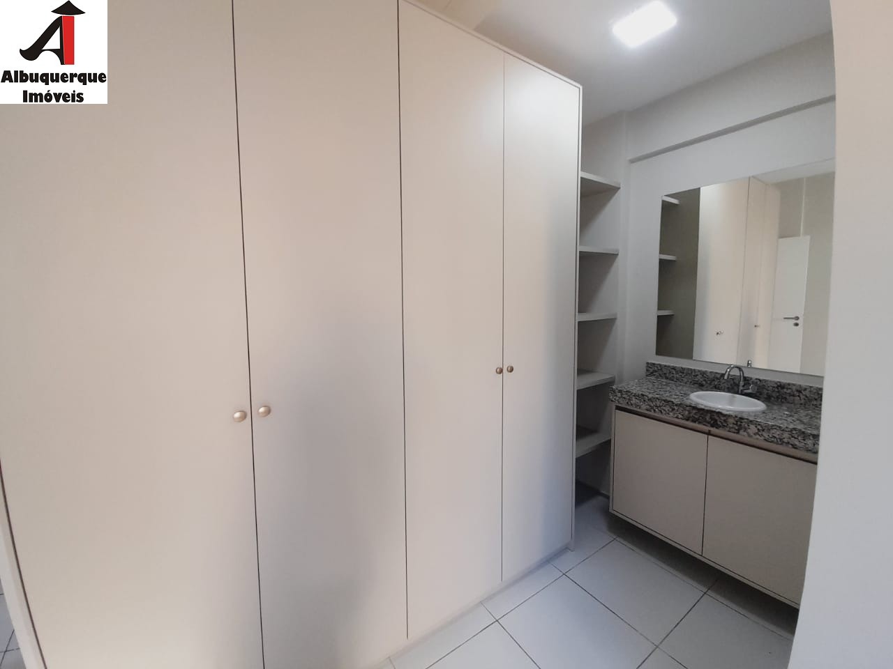 Apartamento para alugar com 3 quartos, 91m² - Foto 14