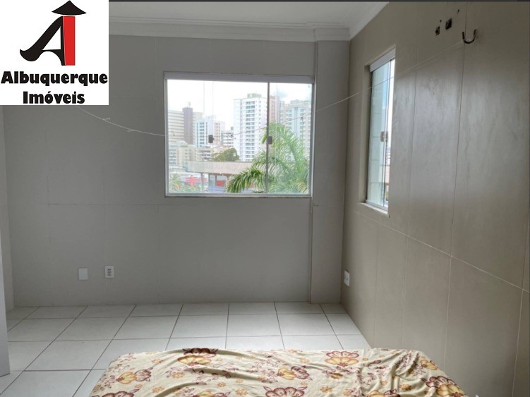 Apartamento à venda com 3 quartos, 118m² - Foto 2