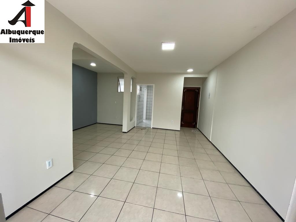 Apartamento à venda com 2 quartos, 89m² - Foto 5