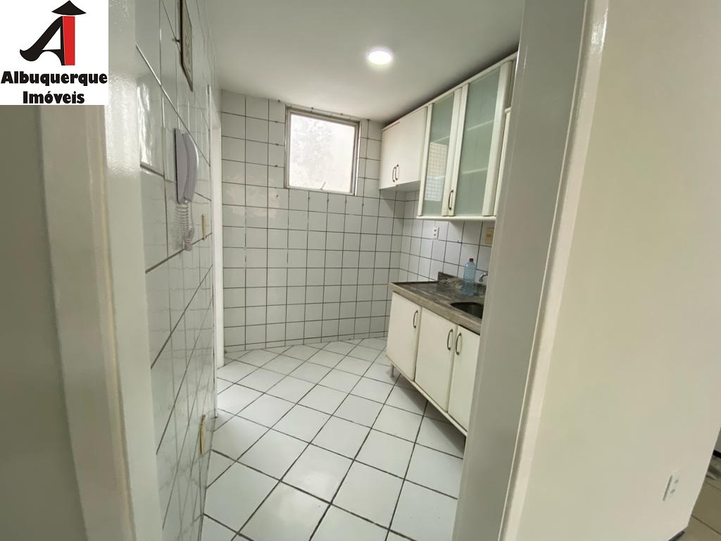 Apartamento à venda com 2 quartos, 89m² - Foto 2