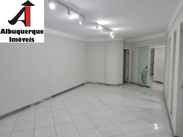 Casa para alugar com 1 quarto, 600m² - Foto 9