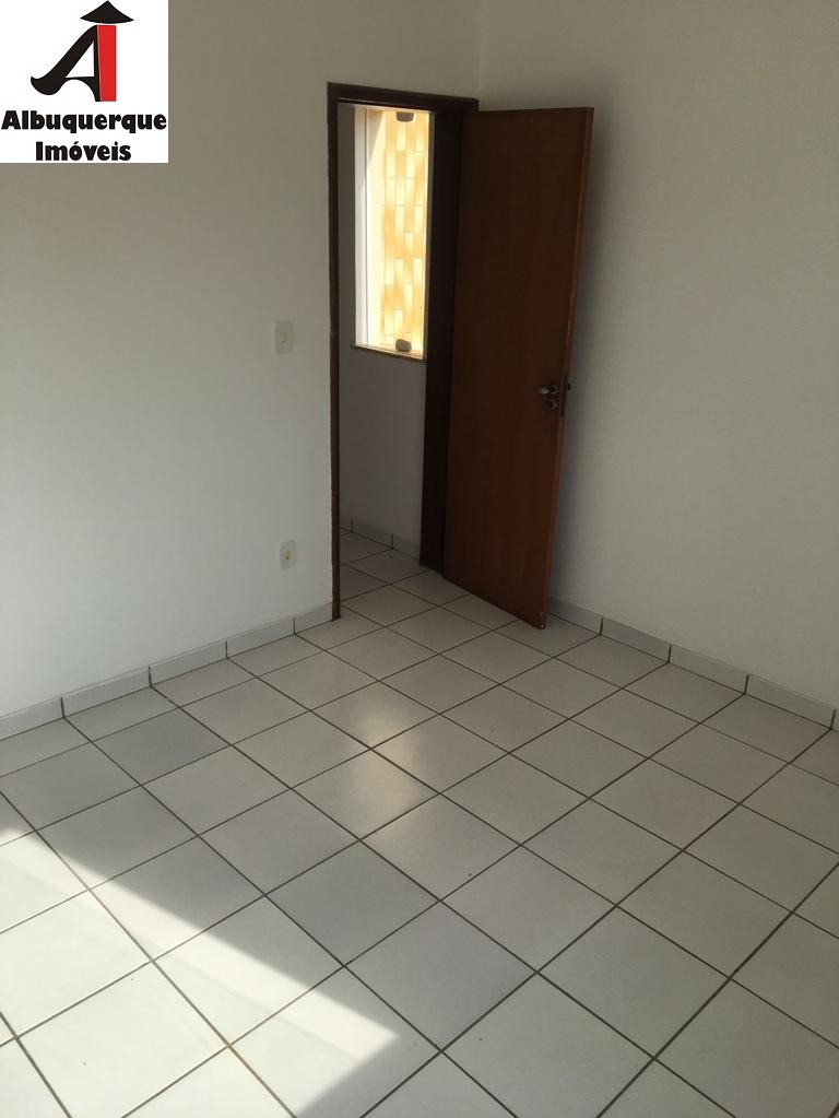 Casa à venda com 3 quartos, 137m² - Foto 12