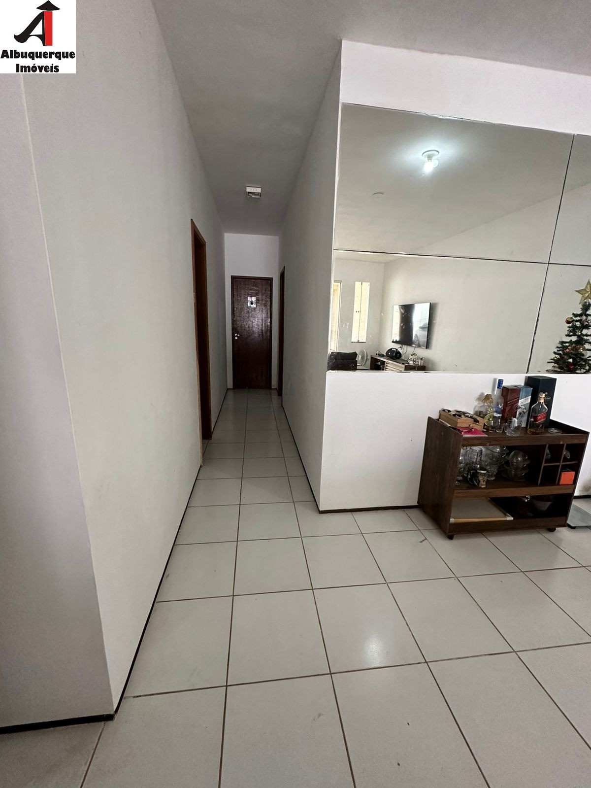 Casa à venda com 1 quarto, 300m² - Foto 6