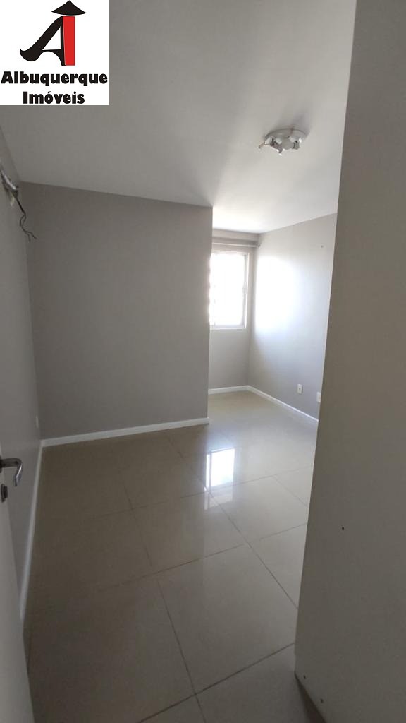 Casa à venda e aluguel com 4 quartos, 600m² - Foto 29