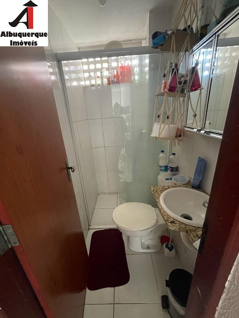 Apartamento à venda com 2 quartos, 45m² - Foto 2