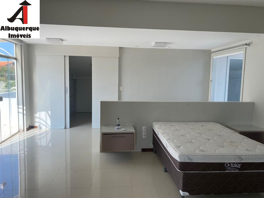 Casa à venda e aluguel com 1 quarto, 800m² - Foto 12