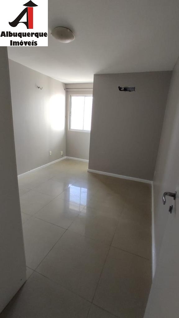 Casa à venda e aluguel com 4 quartos, 600m² - Foto 27