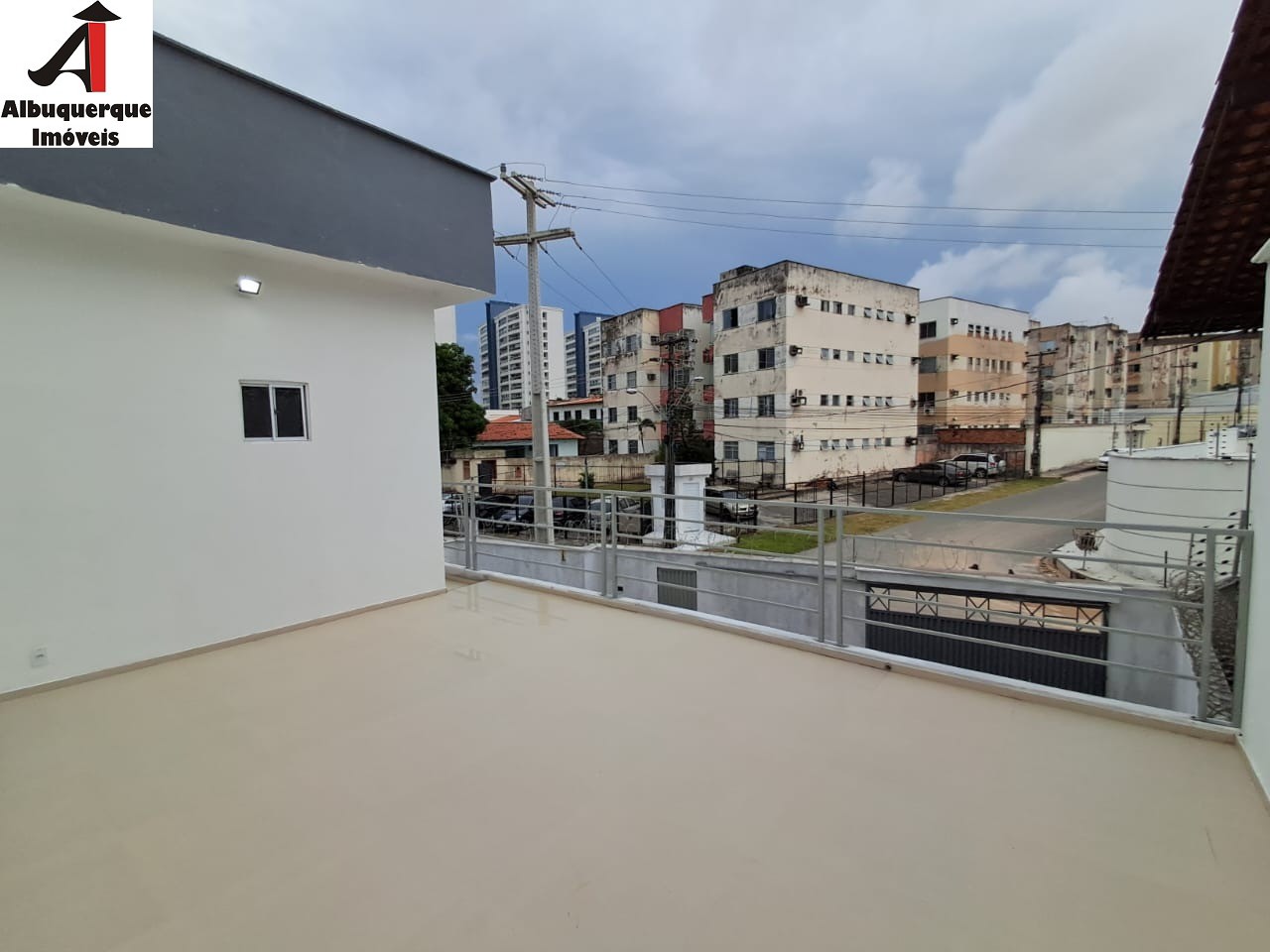 Casa à venda e aluguel com 5 quartos, 360m² - Foto 10