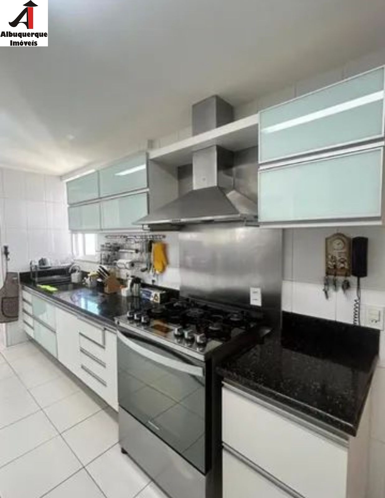 Apartamento à venda com 3 quartos, 154m² - Foto 14