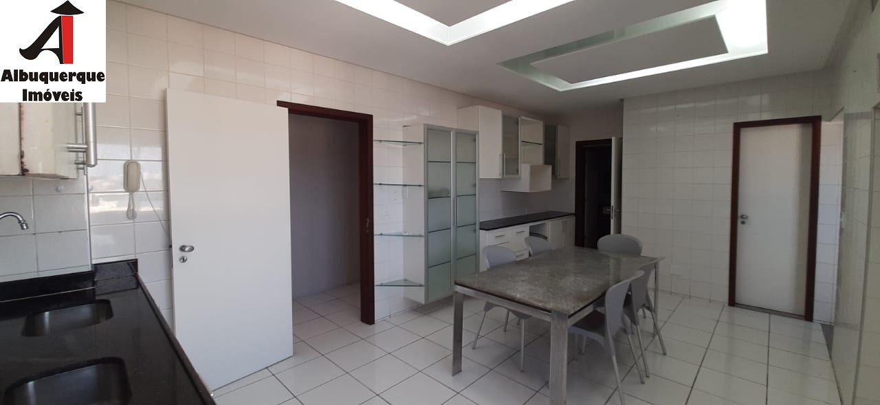 Apartamento à venda com 4 quartos, 217m² - Foto 21