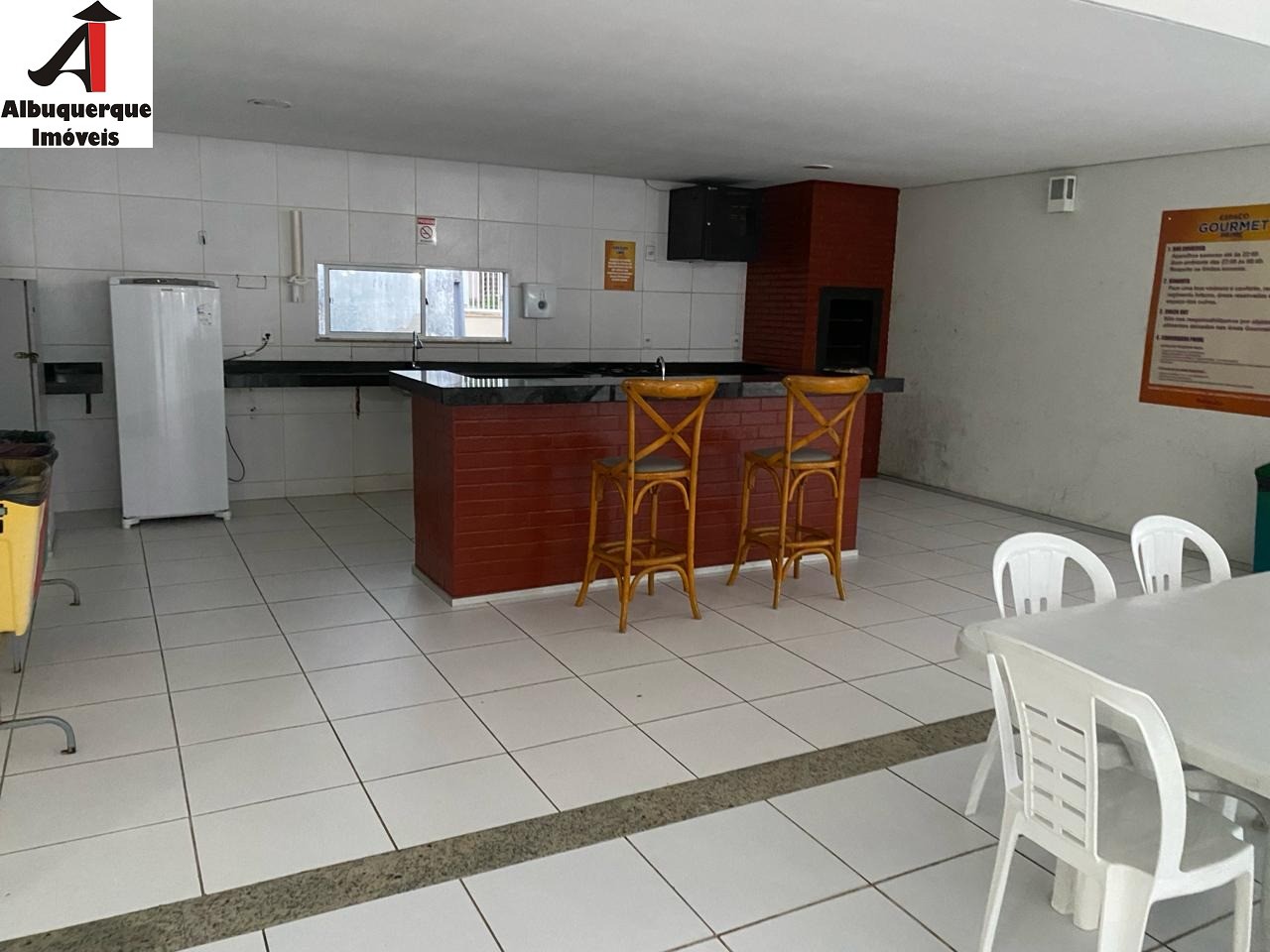 Apartamento à venda com 2 quartos, 63m² - Foto 20