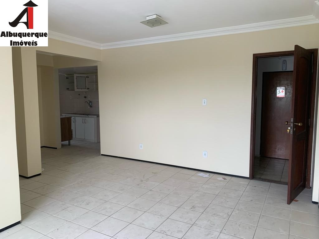 Apartamento à venda com 3 quartos, 78m² - Foto 1