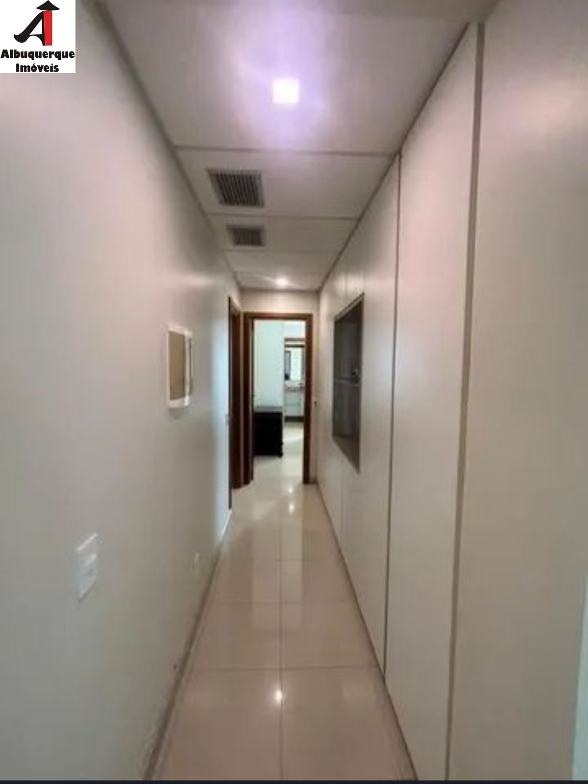 Apartamento à venda com 3 quartos, 154m² - Foto 8