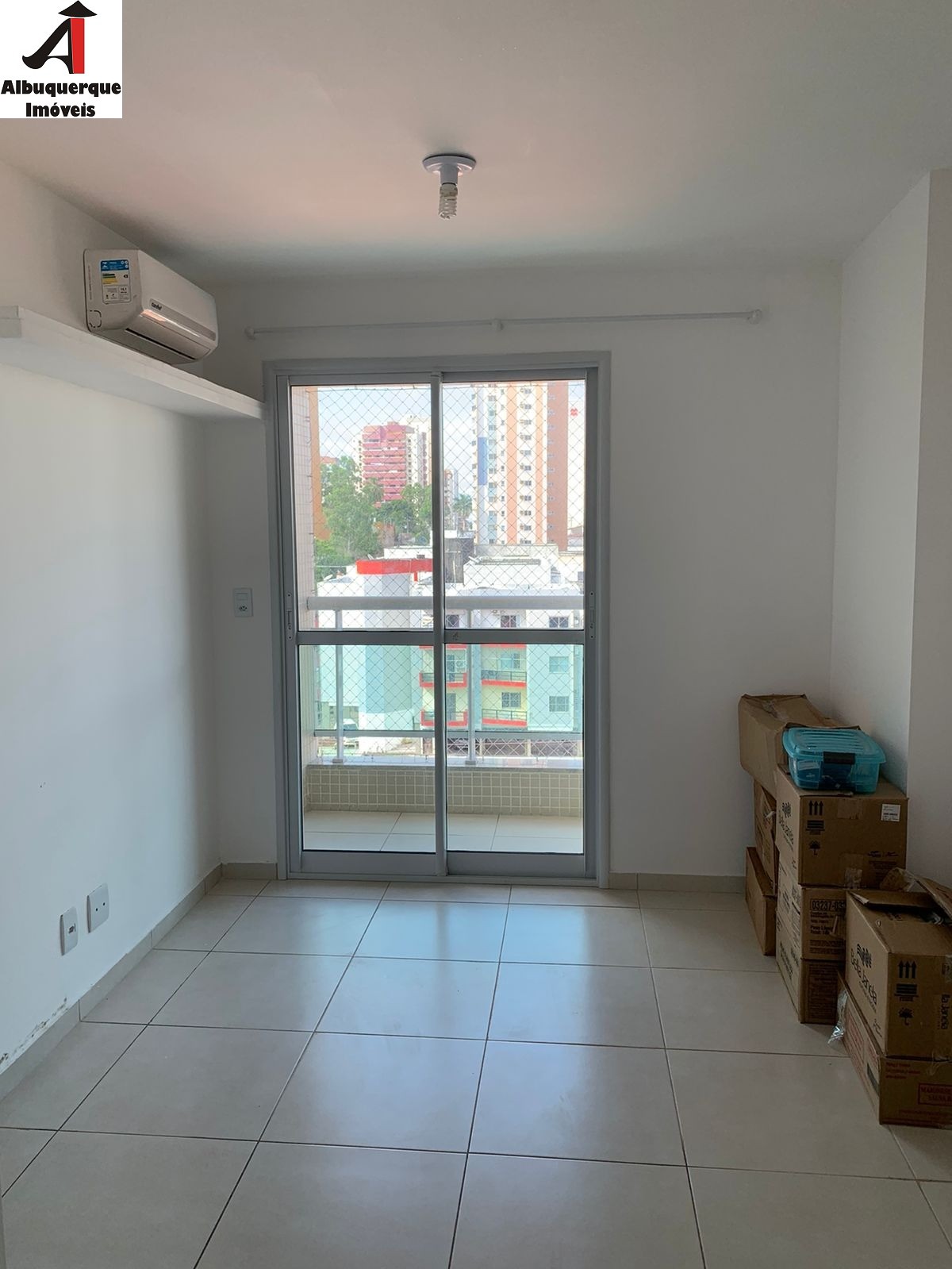 Apartamento à venda com 2 quartos, 71m² - Foto 3