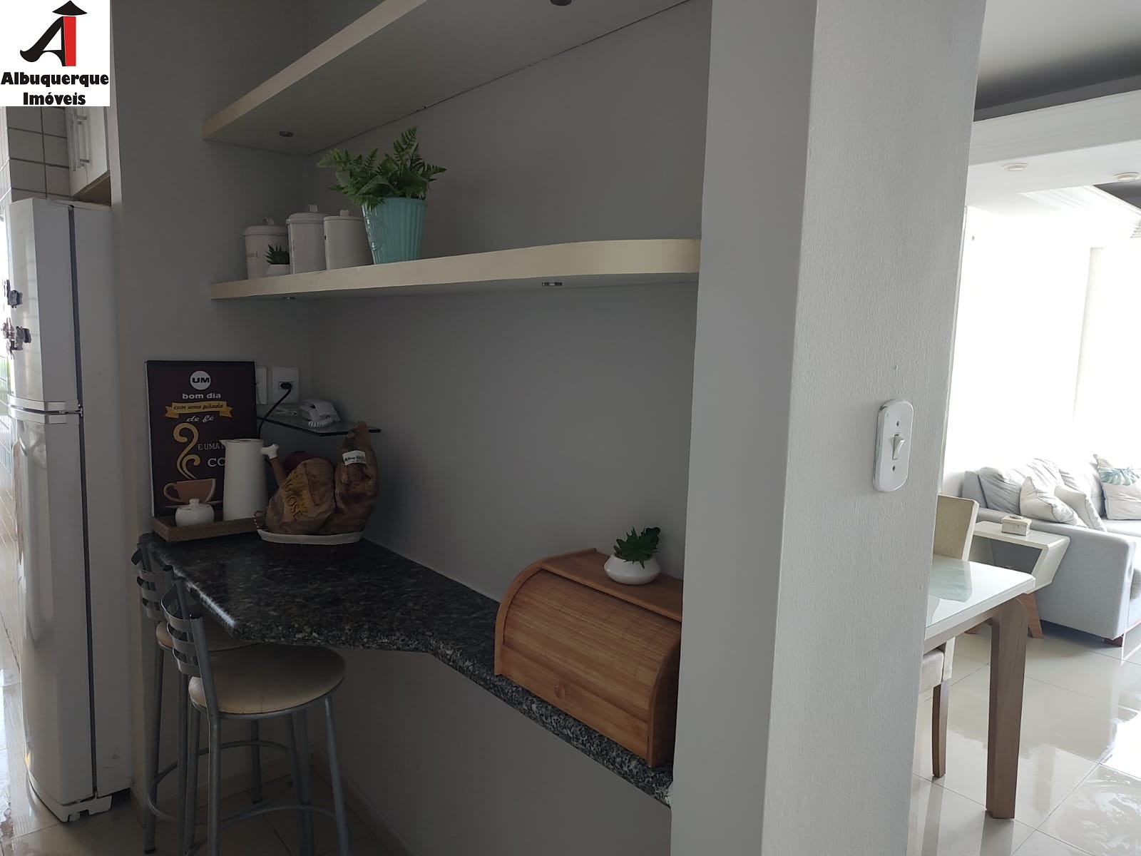 Apartamento à venda com 3 quartos, 85m² - Foto 4