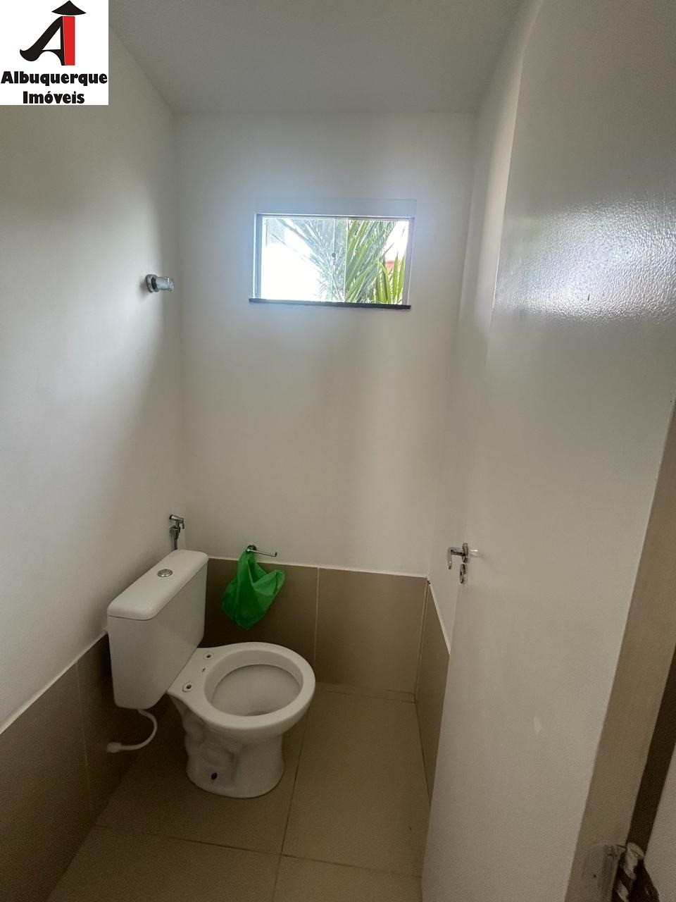 Casa à venda com 3 quartos, 124m² - Foto 3