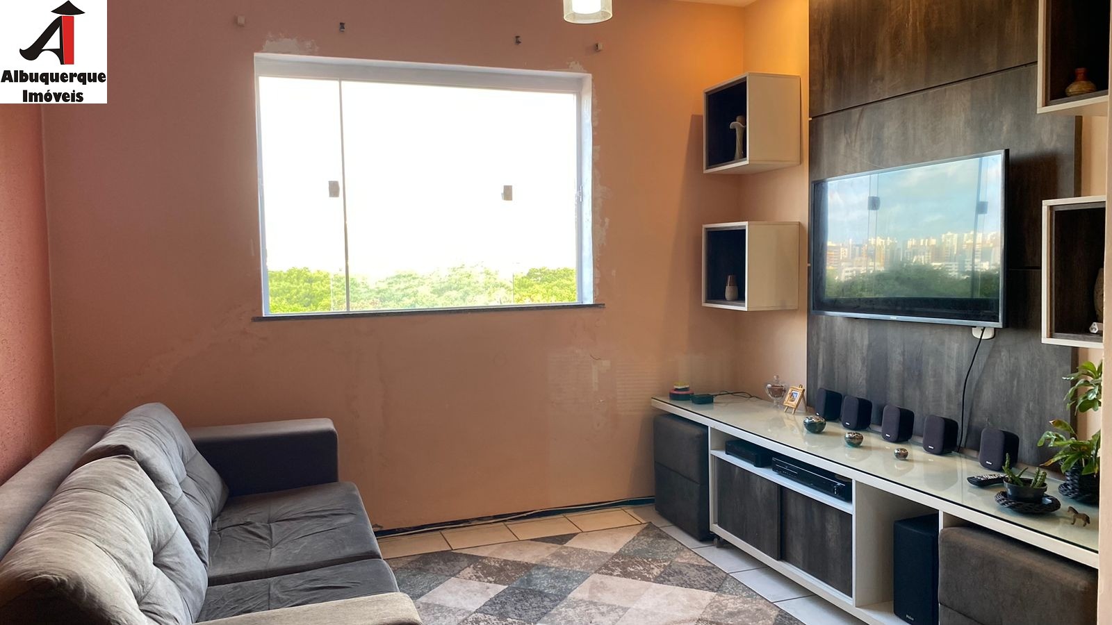 Apartamento à venda com 3 quartos, 80m² - Foto 1