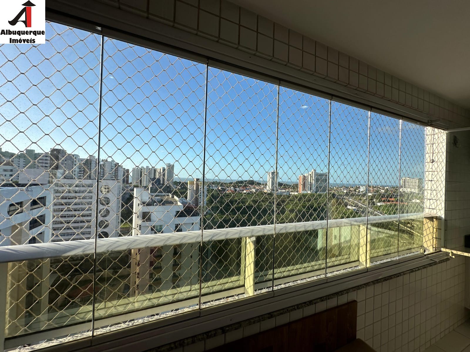 Apartamento à venda com 3 quartos, 82m² - Foto 4