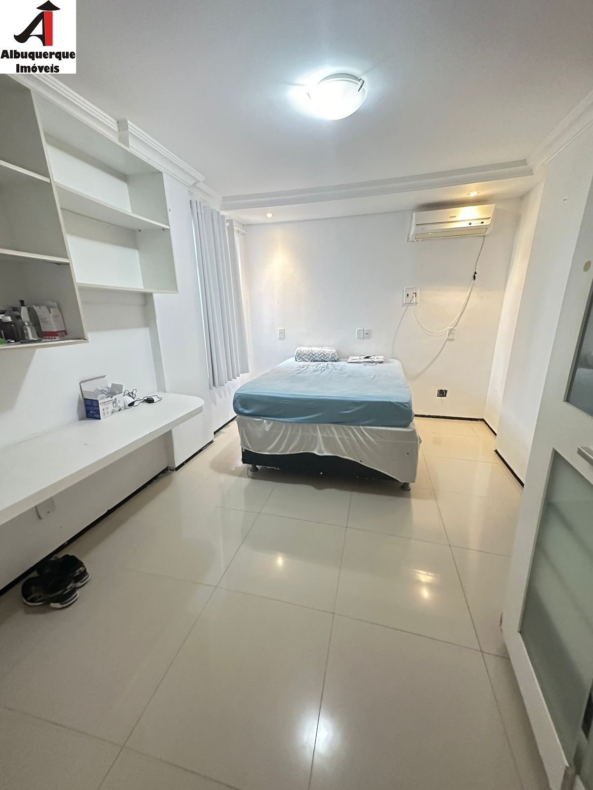 Apartamento à venda com 3 quartos, 160m² - Foto 5