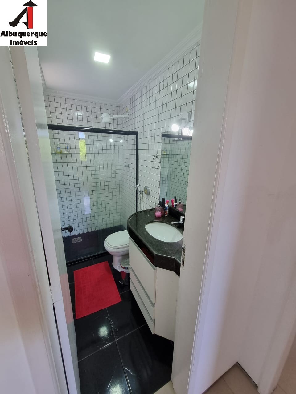 Apartamento à venda com 2 quartos, 80m² - Foto 4