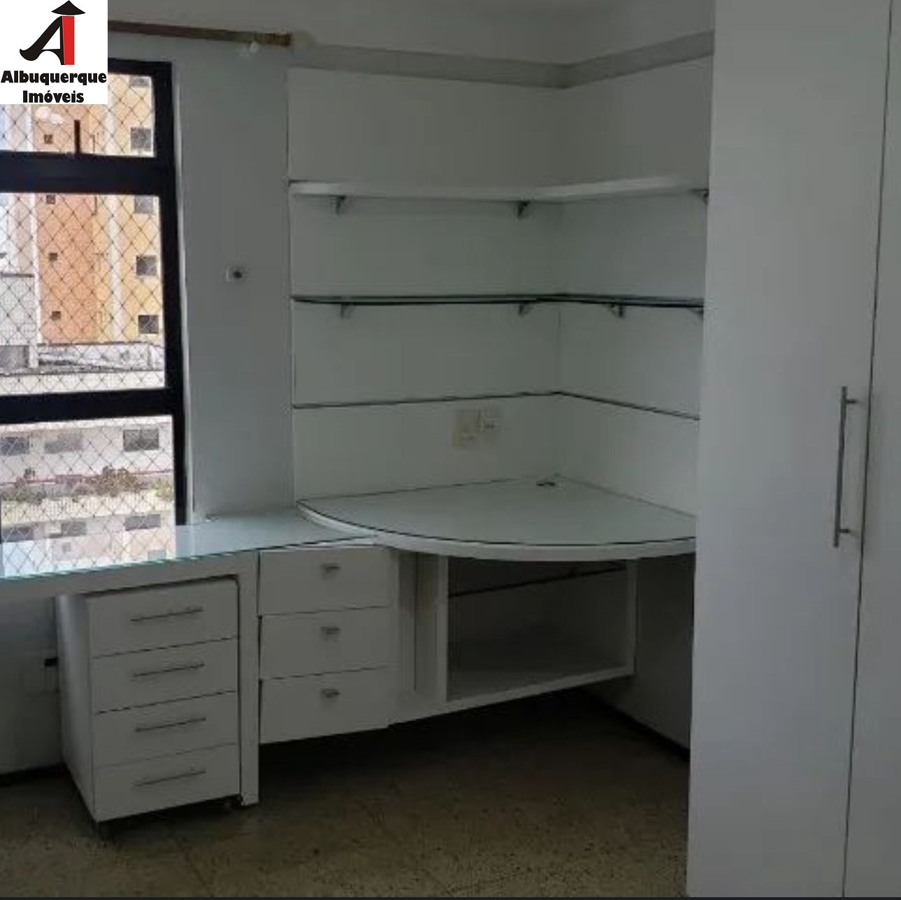 Apartamento à venda com 3 quartos, 130m² - Foto 4