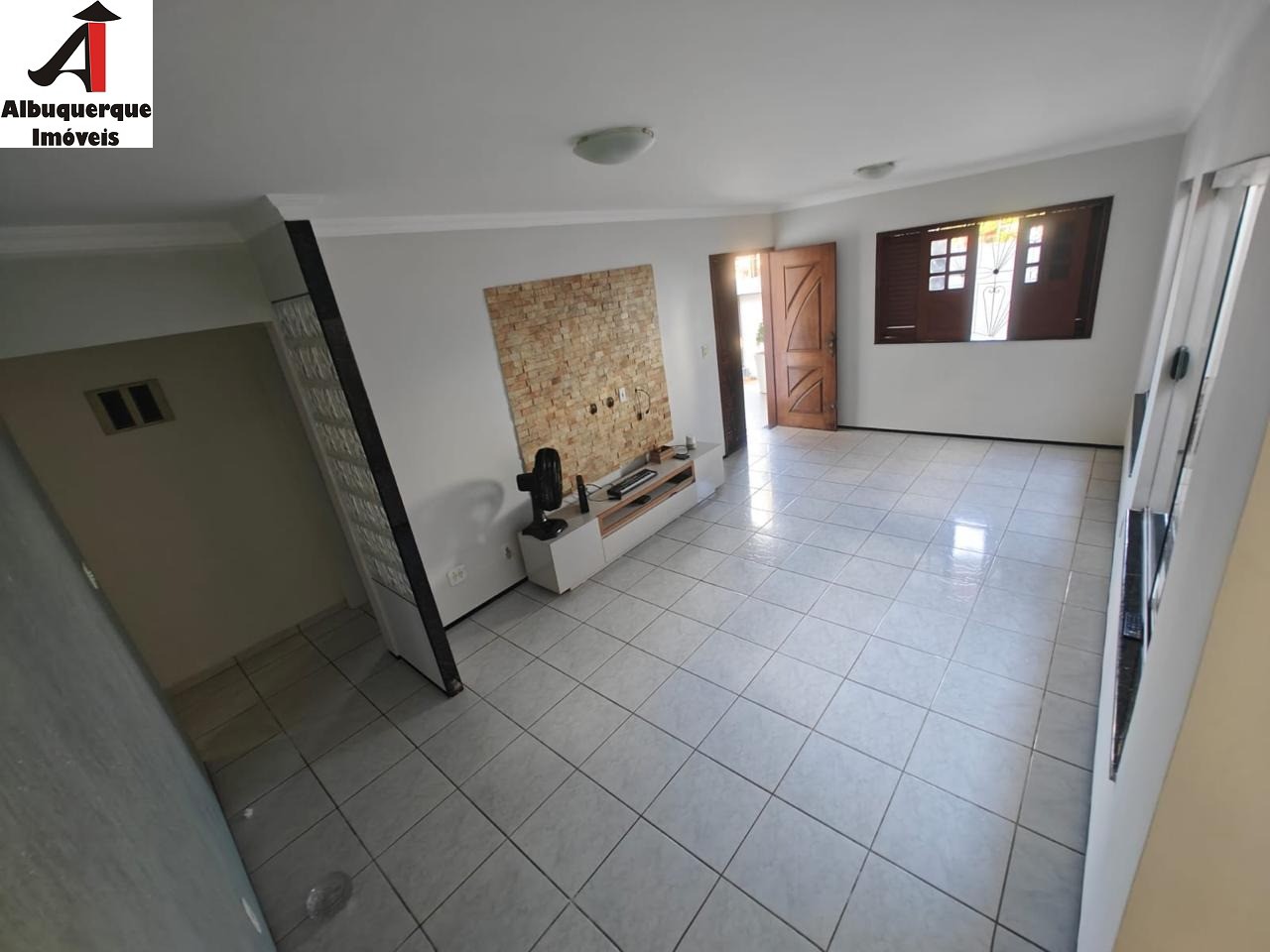 Casa à venda com 2 quartos, 300m² - Foto 13