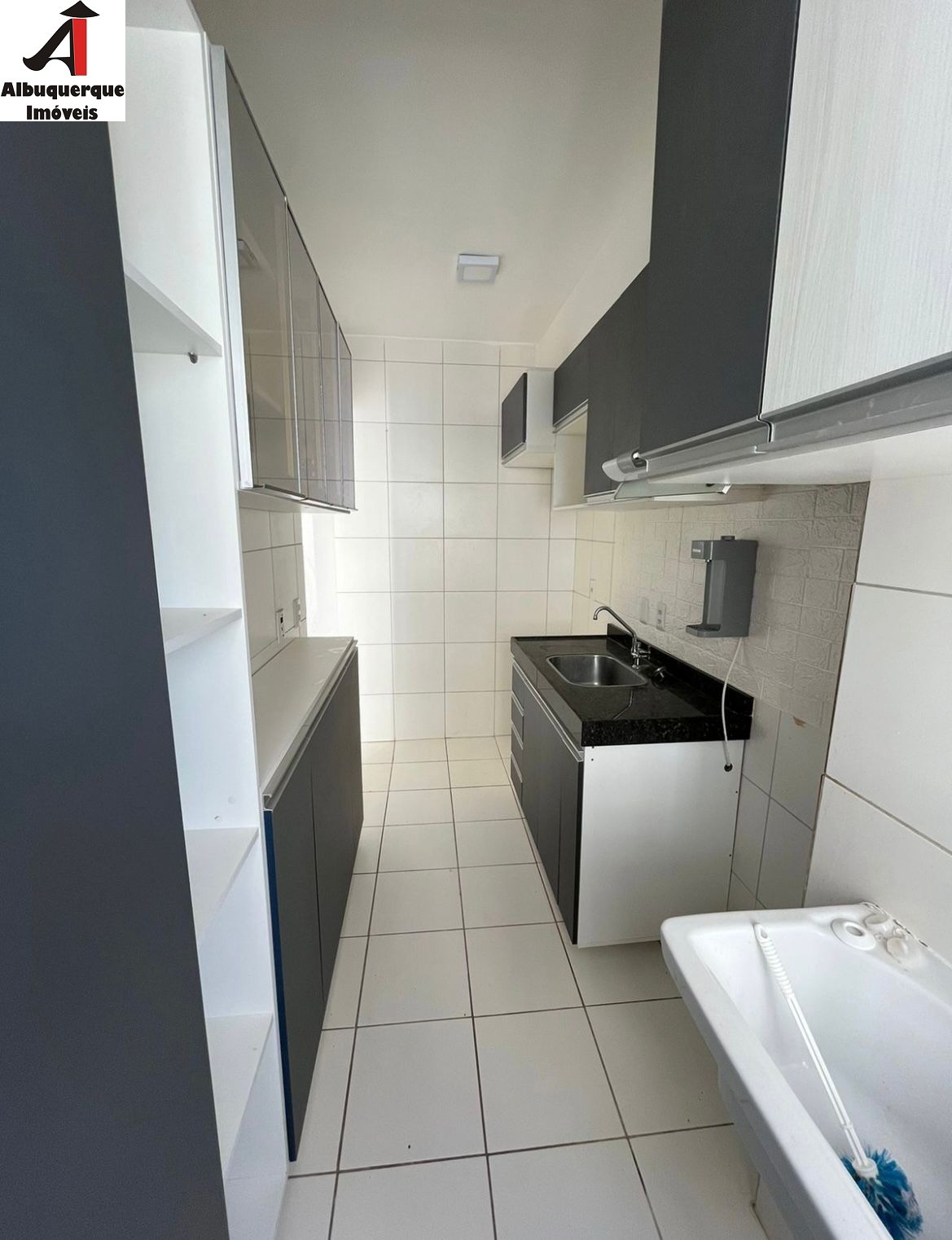 Apartamento à venda com 2 quartos, 46m² - Foto 3