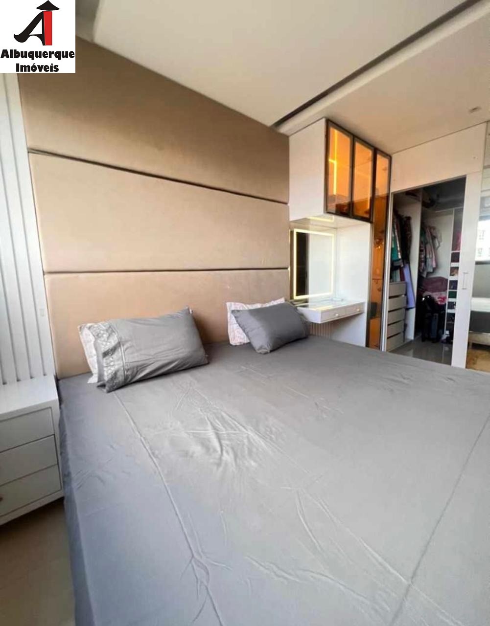 Apartamento à venda com 2 quartos, 65m² - Foto 9