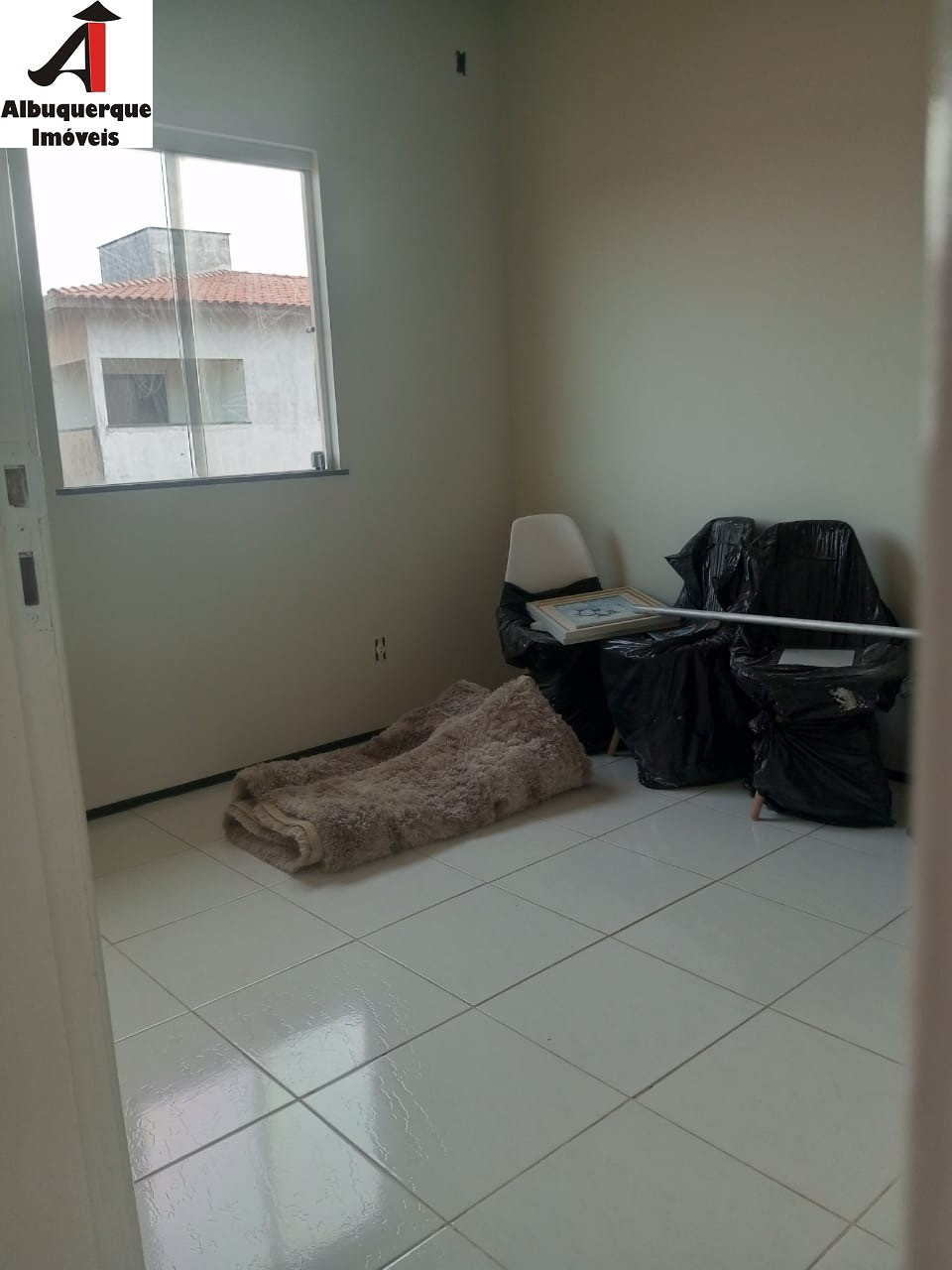 Casa à venda com 4 quartos, 350m² - Foto 3