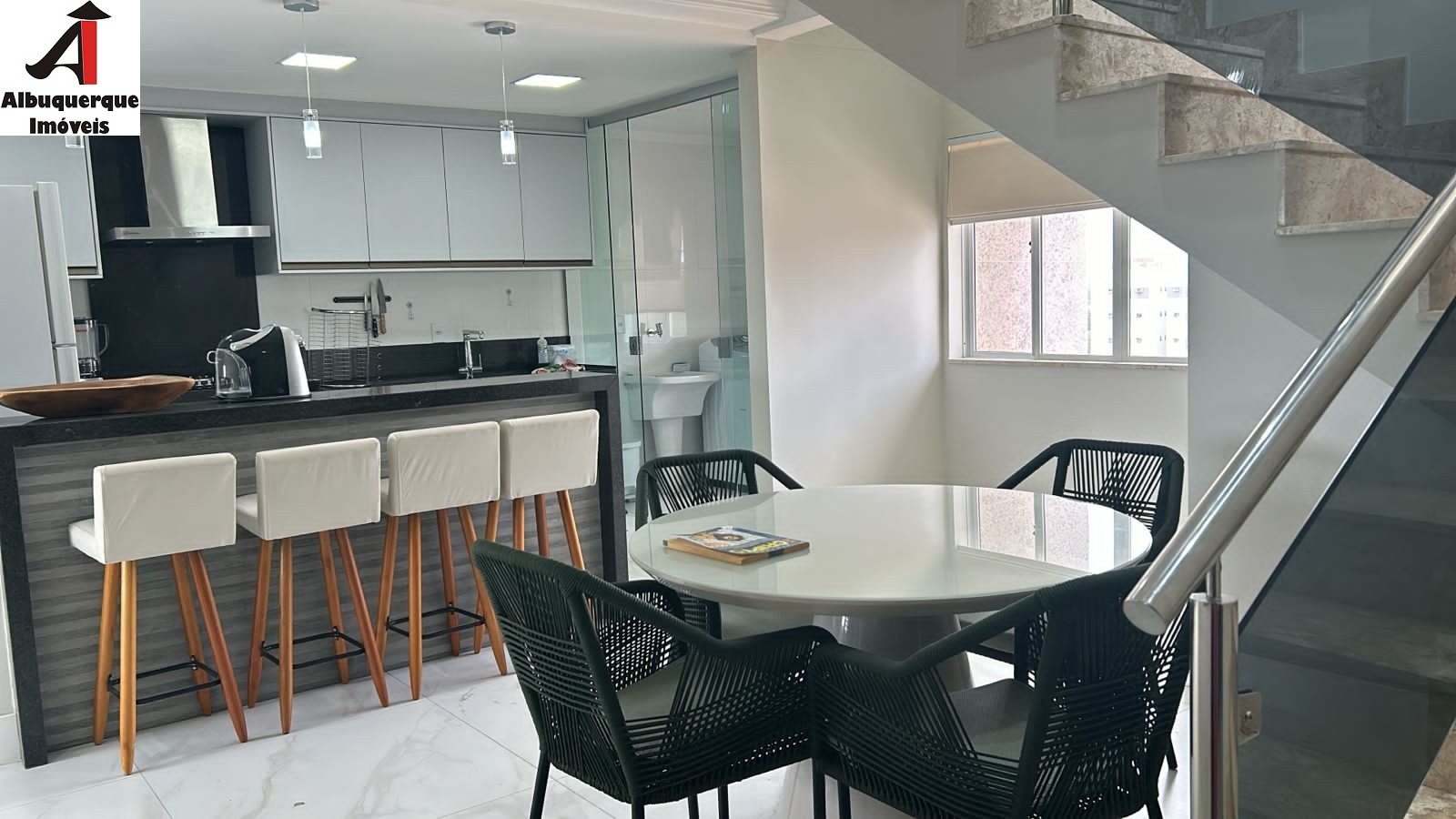 Apartamento à venda com 3 quartos, 179m² - Foto 7