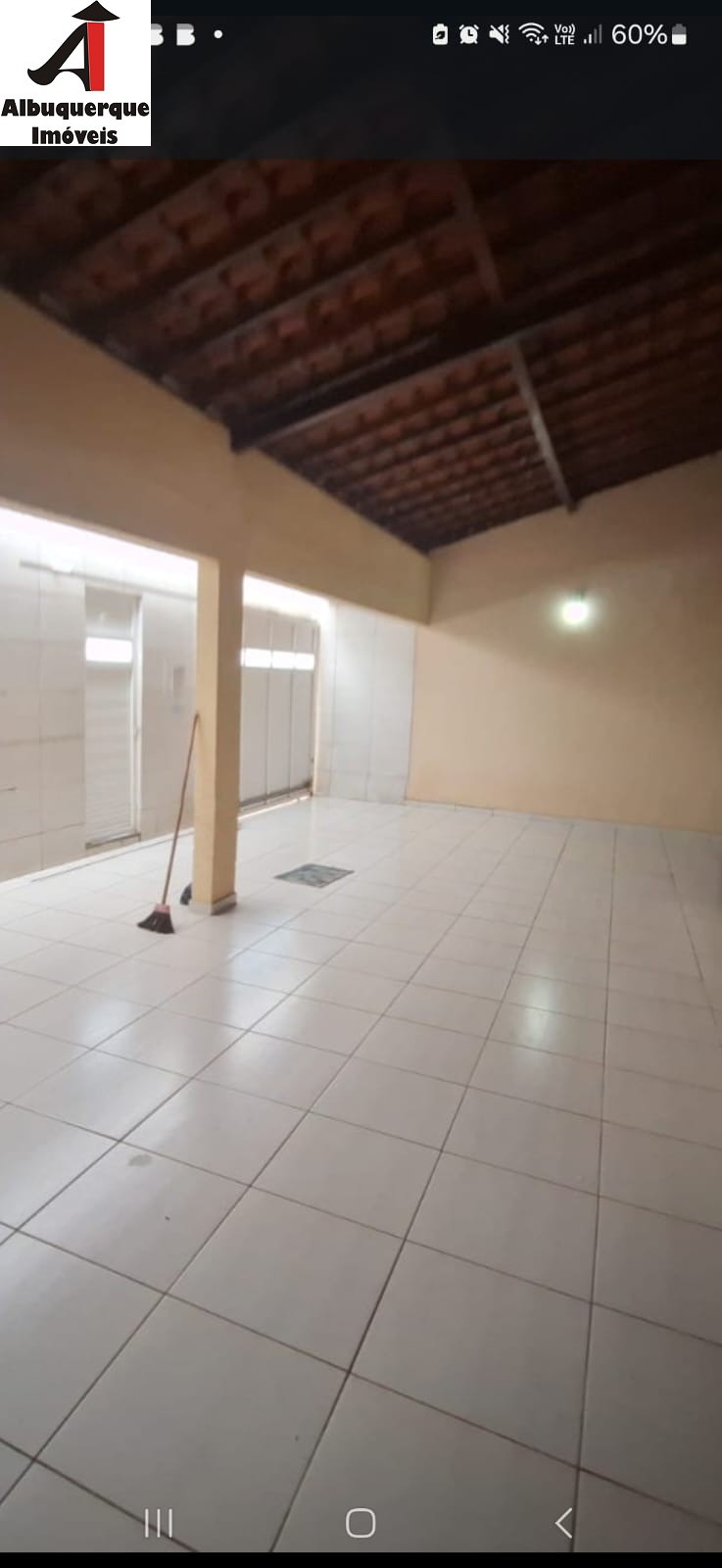 Casa à venda com 3 quartos, 480m² - Foto 1