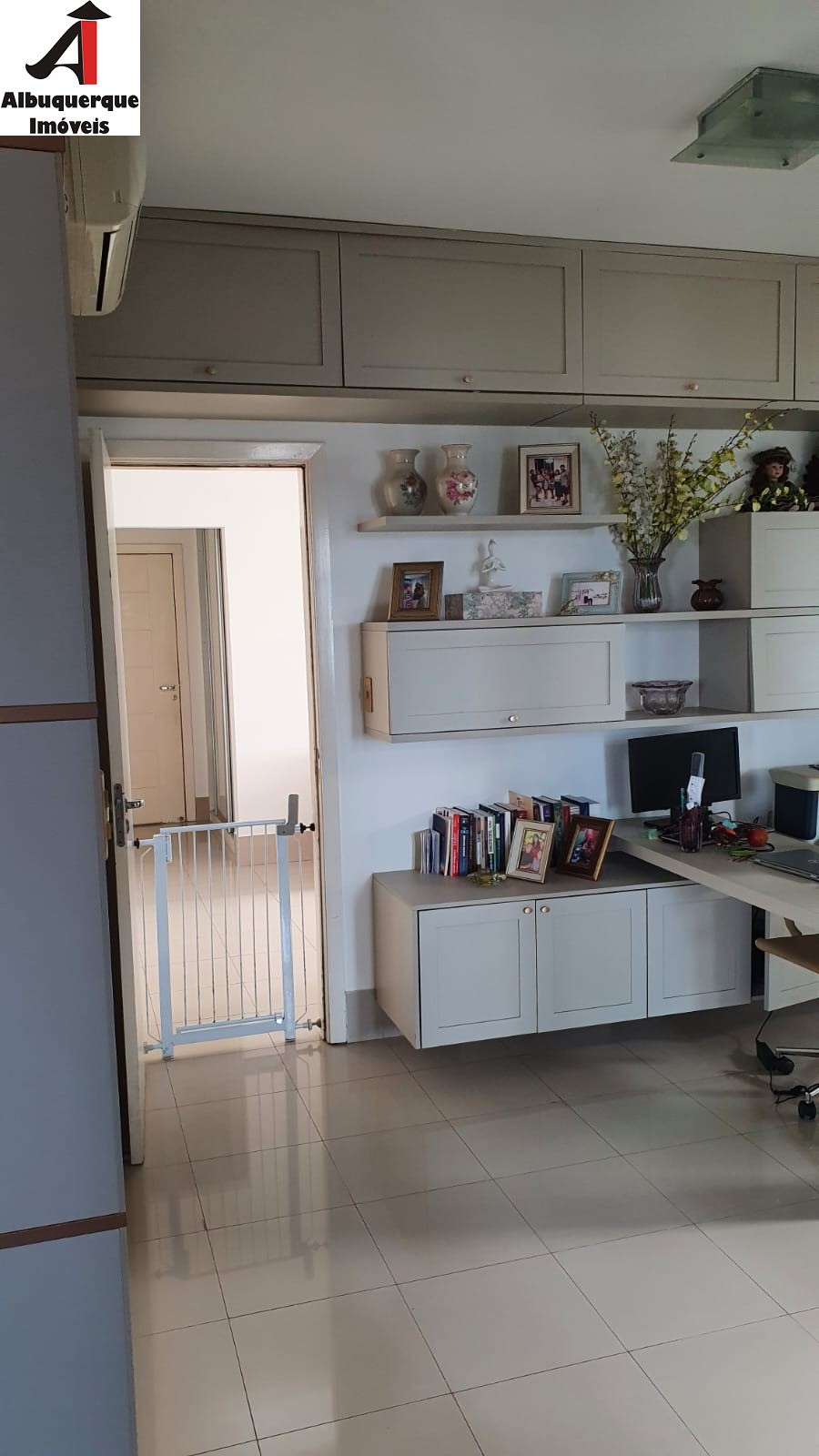 Apartamento à venda com 2 quartos, 300m² - Foto 13