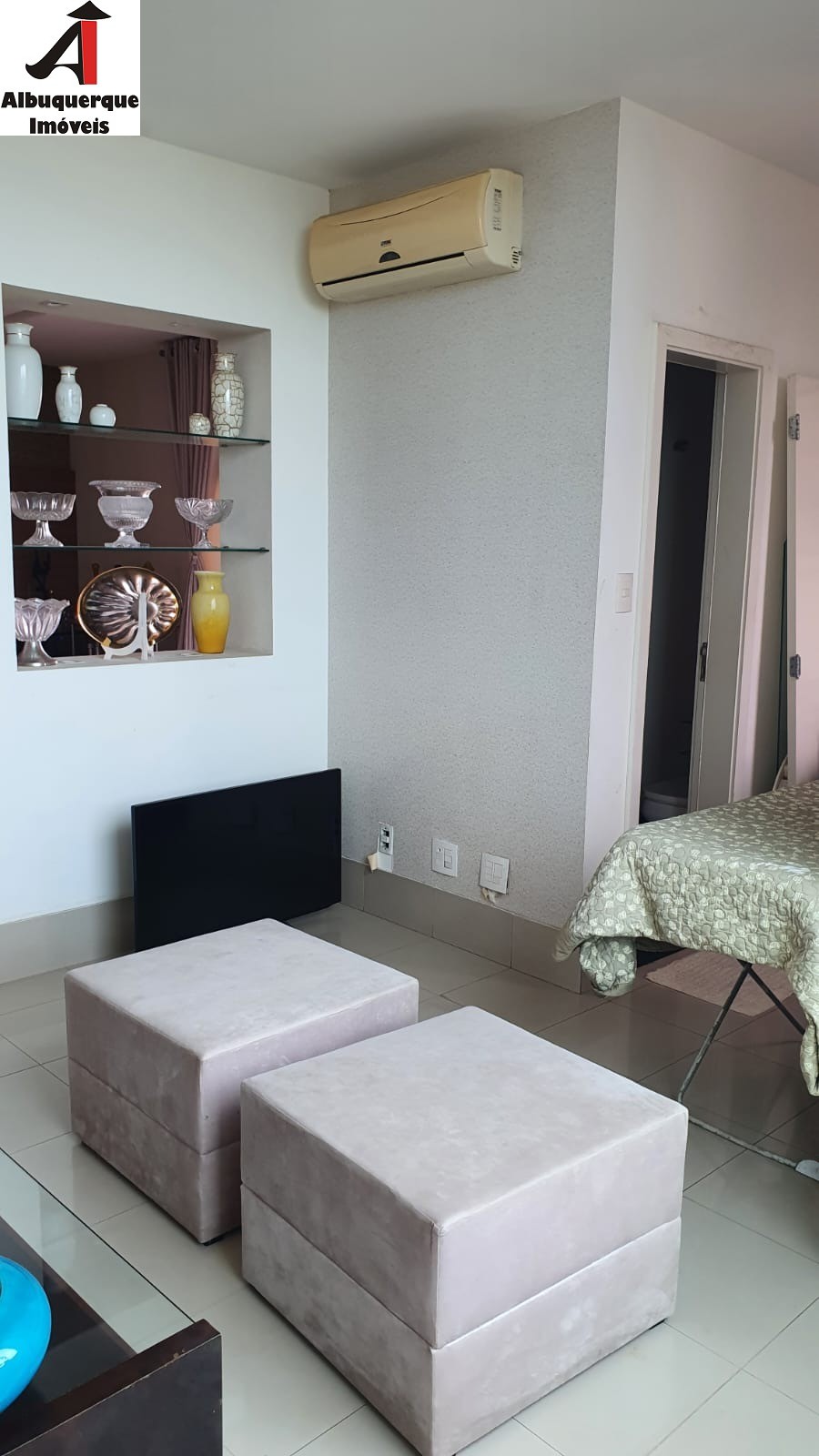 Apartamento à venda com 2 quartos, 300m² - Foto 8