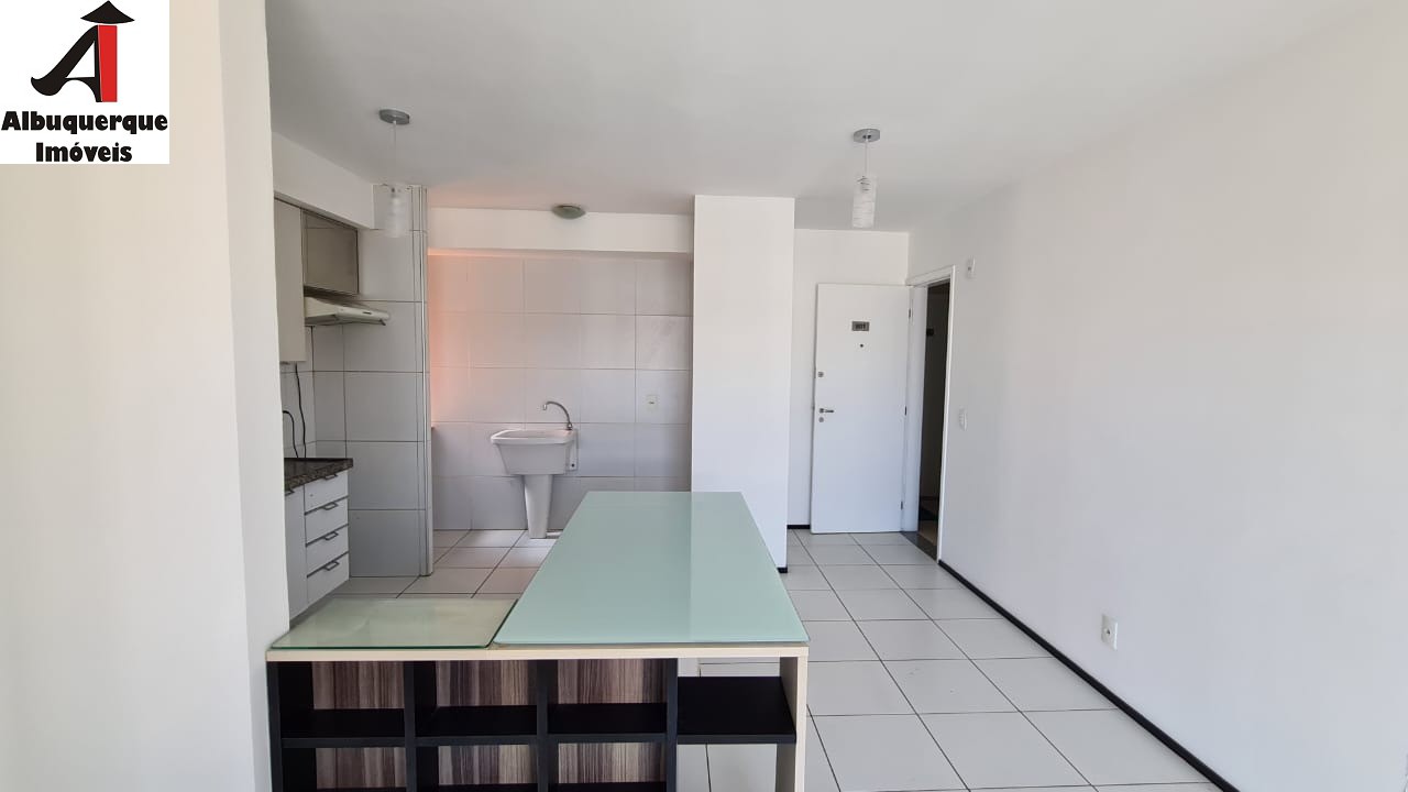 Apartamento para alugar com 2 quartos, 76m² - Foto 10