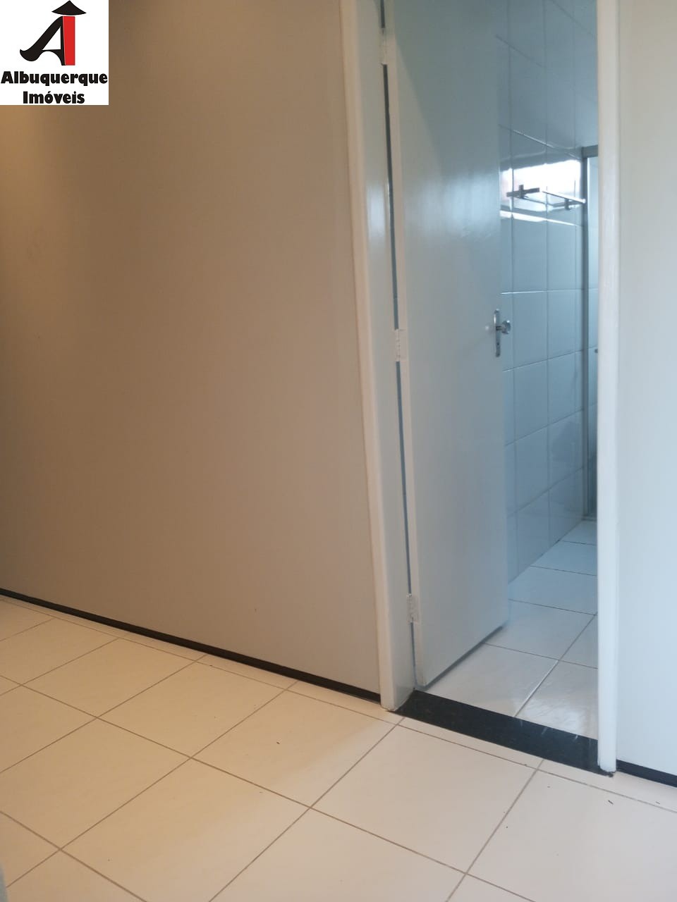 Casa à venda com 4 quartos, 350m² - Foto 11