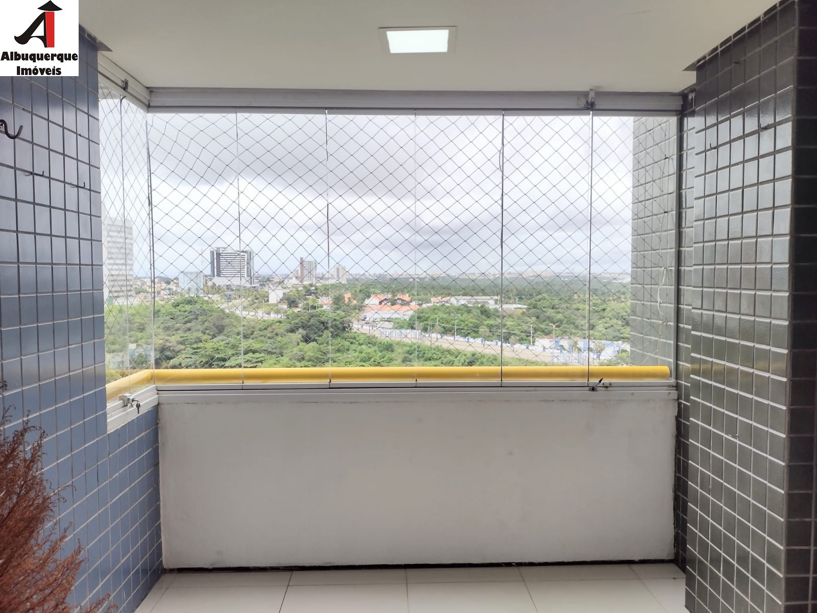 Apartamento à venda com 2 quartos, 86m² - Foto 1