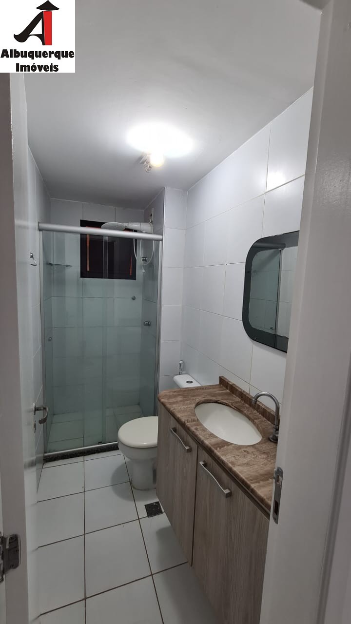 Apartamento para alugar com 2 quartos, 76m² - Foto 17