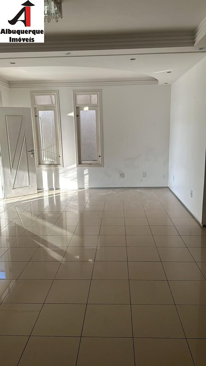 Casa à venda com 3 quartos, 300m² - Foto 20