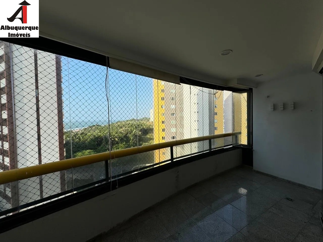 Apartamento à venda e aluguel com 3 quartos, 180m² - Foto 3