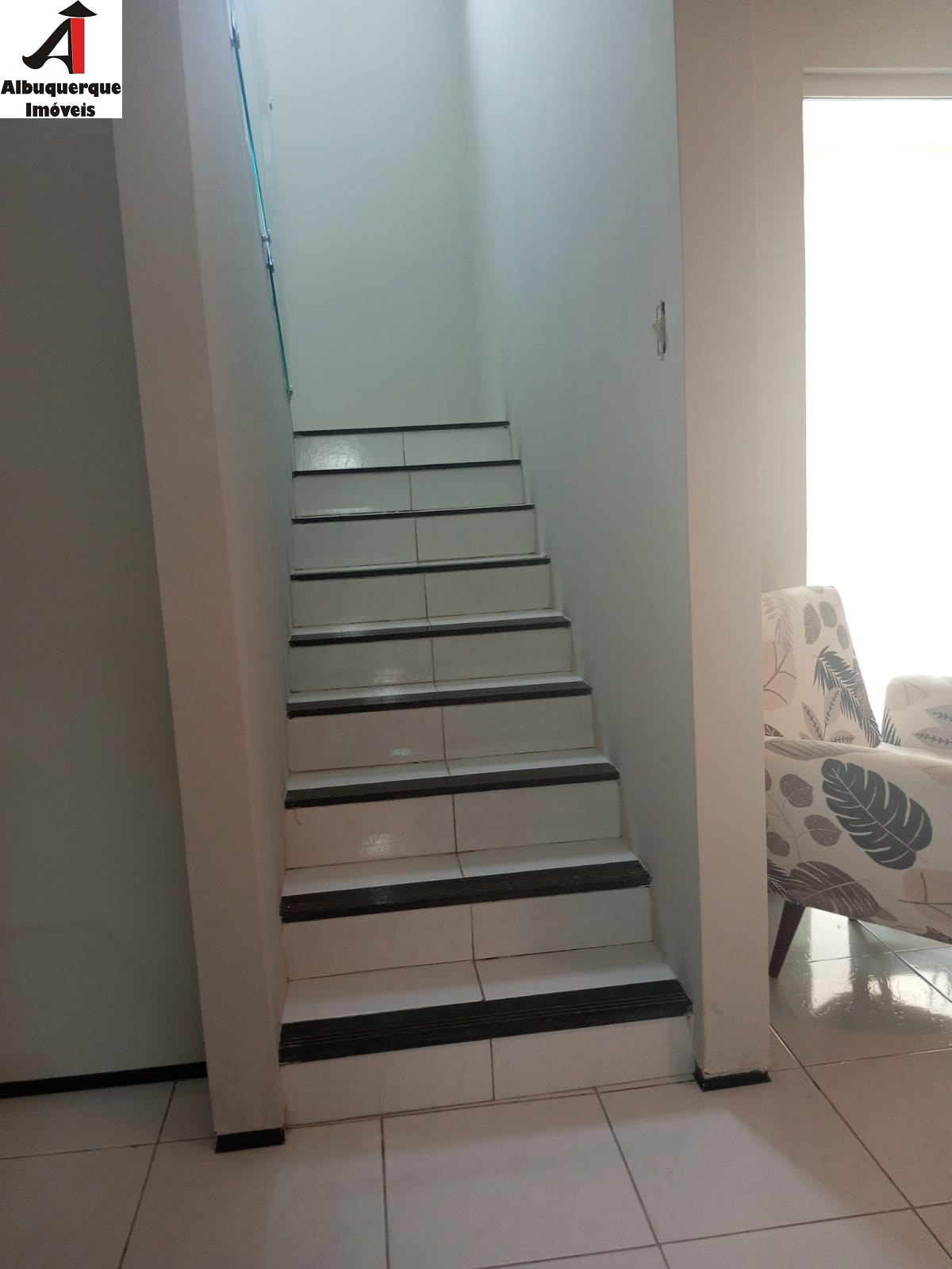 Casa à venda com 4 quartos, 350m² - Foto 14