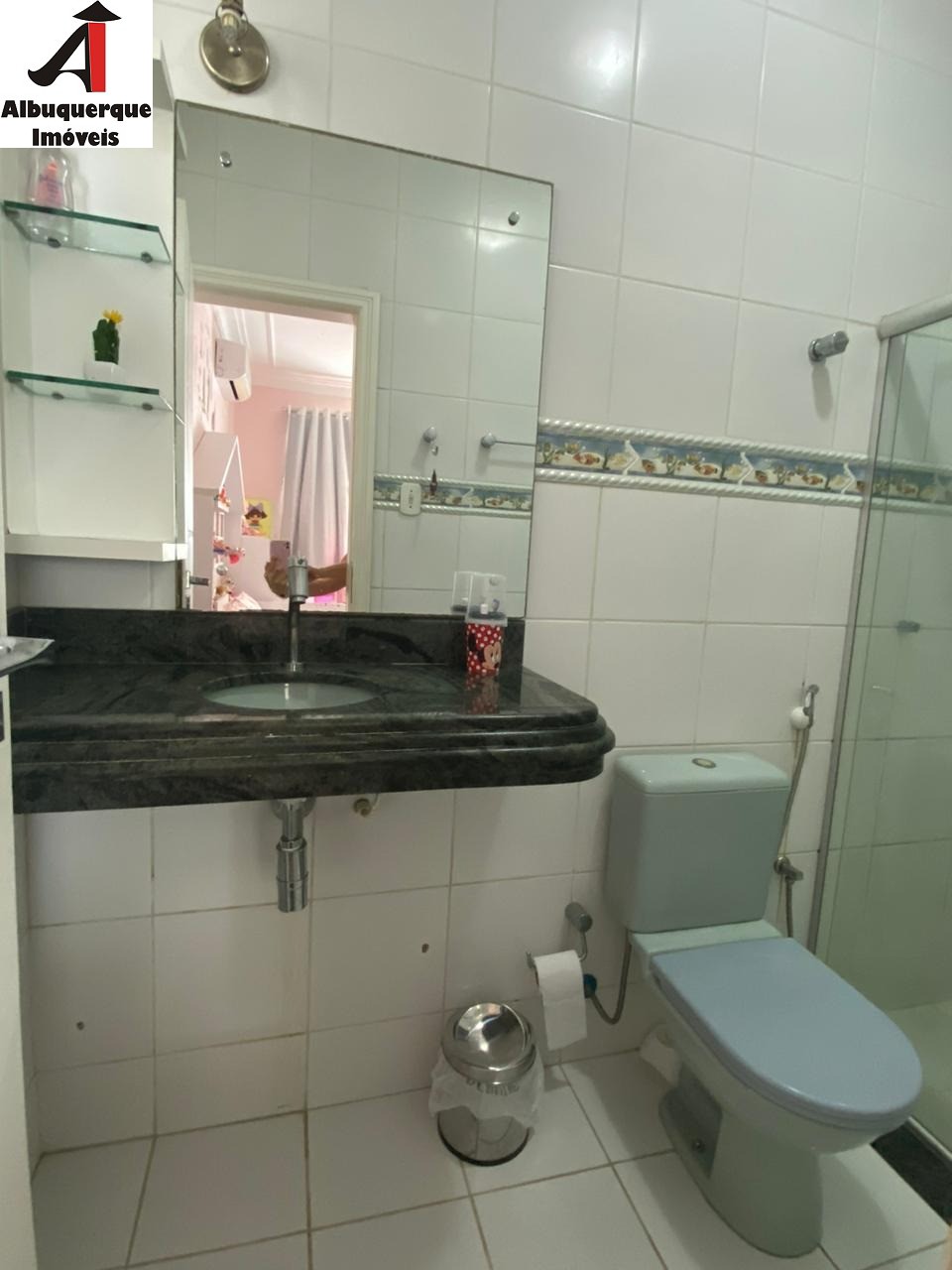 Casa à venda com 3 quartos, 300m² - Foto 17