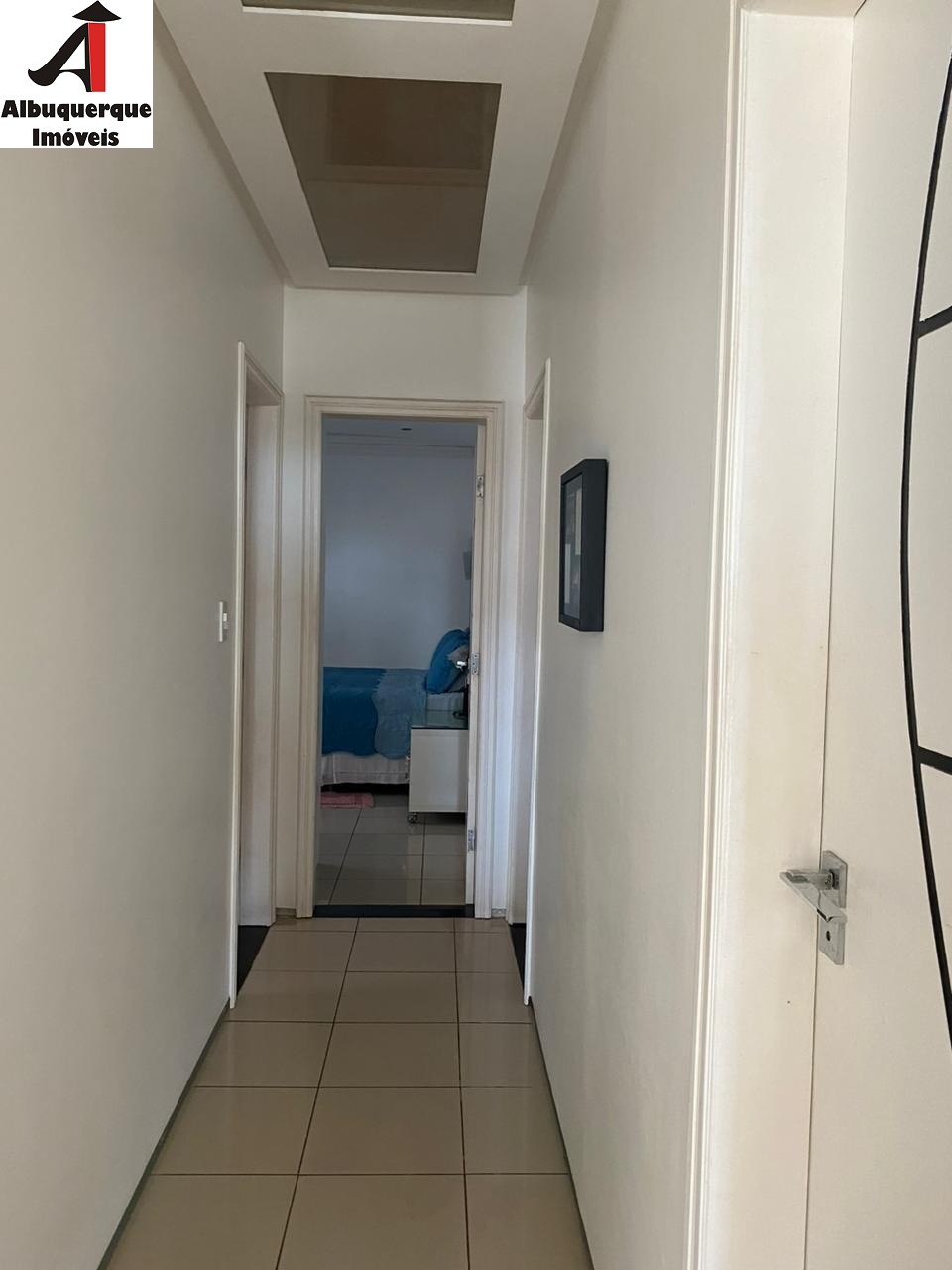 Casa à venda com 3 quartos, 300m² - Foto 8