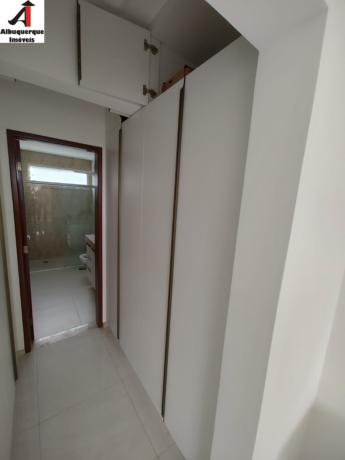 Apartamento à venda com 4 quartos, 200m² - Foto 25