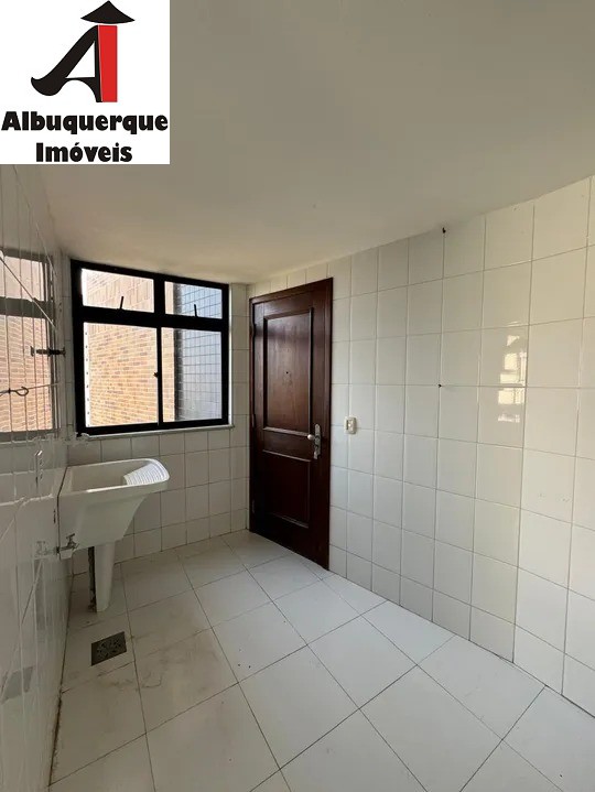 Apartamento à venda e aluguel com 3 quartos, 180m² - Foto 8