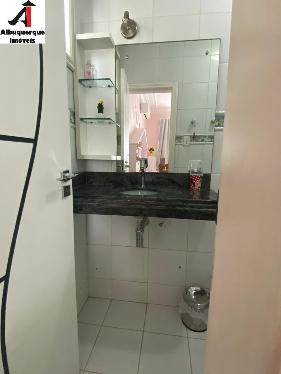 Casa à venda com 3 quartos, 300m² - Foto 13