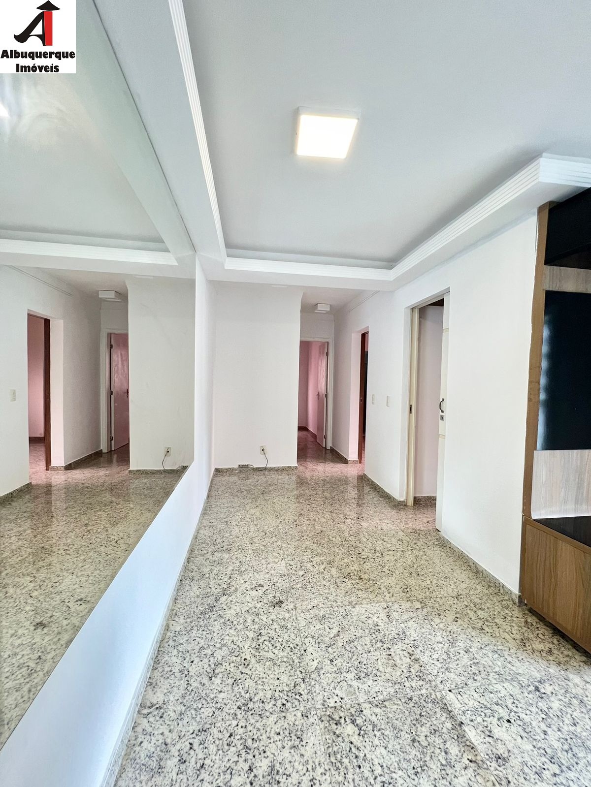 Apartamento à venda com 2 quartos, 76m² - Foto 6